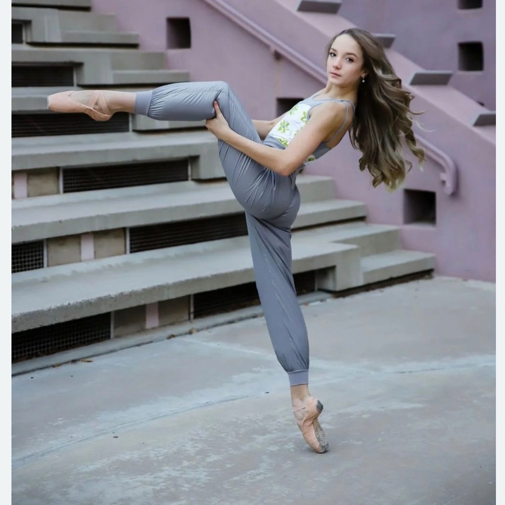 Chic Ballet The Andrea Trash Pant in Pewter SZ CL Balletcore